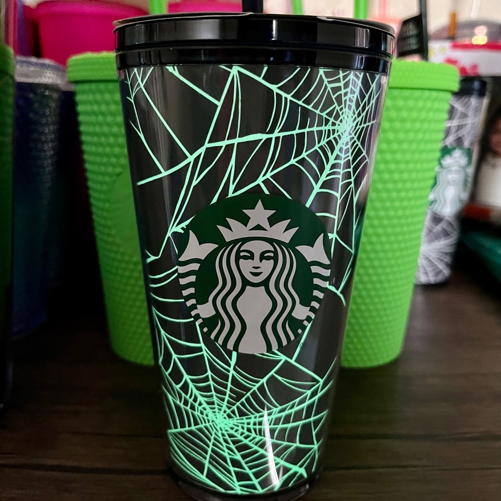 Starbucks Halloween 2021 Grande Spiderweb tumbler